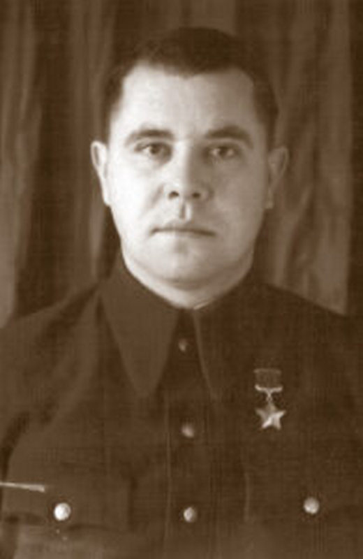 Михайлов Владимир Степанович.
